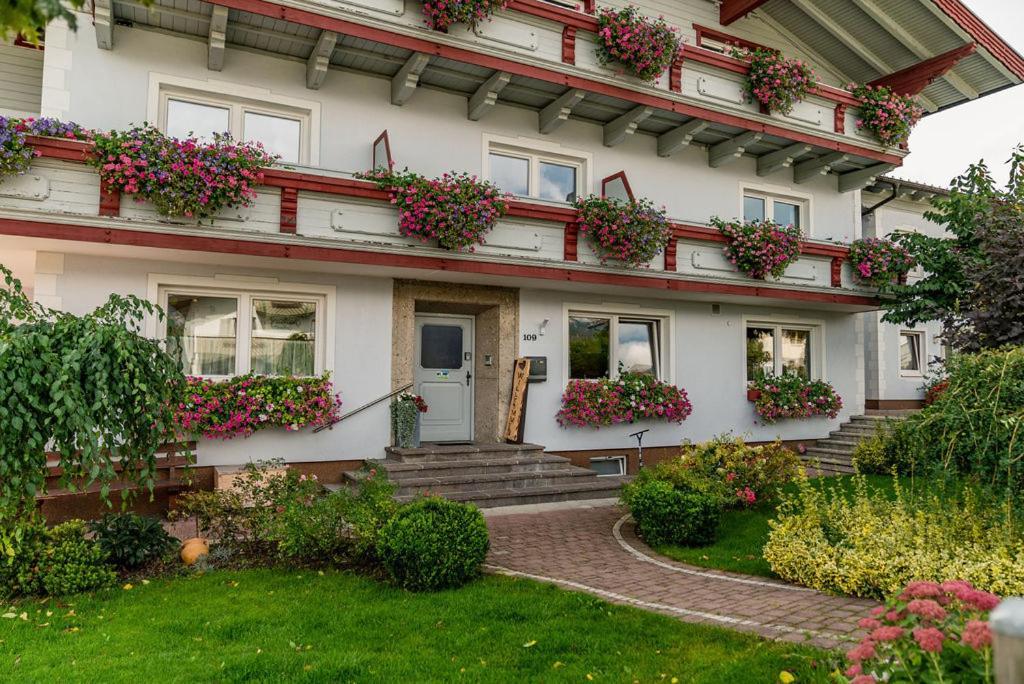 Appartements-Pension Lindenheim Шладминг Екстериор снимка